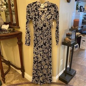 NWT~BILLABONG Women Floral Black & White Allegra Kimono Maxi Dress Size XS